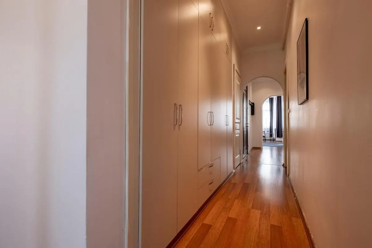 High-Ceiling 3-Bedroom Apartment Istanbul