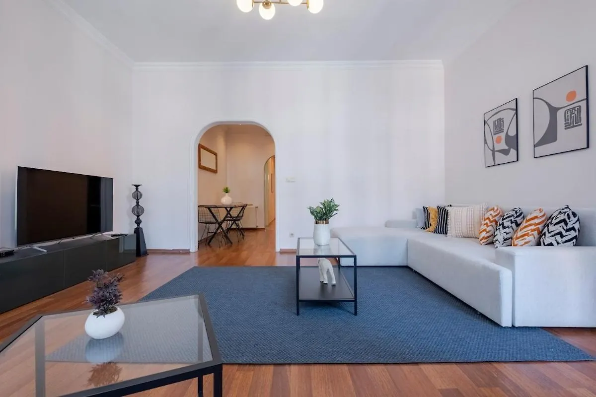 High-Ceiling 3-Bedroom Apartment Istanbul Turkey