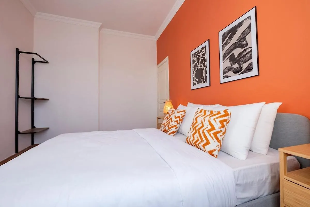 High-Ceiling 3-Bedroom Apartment Istanbul Turkey