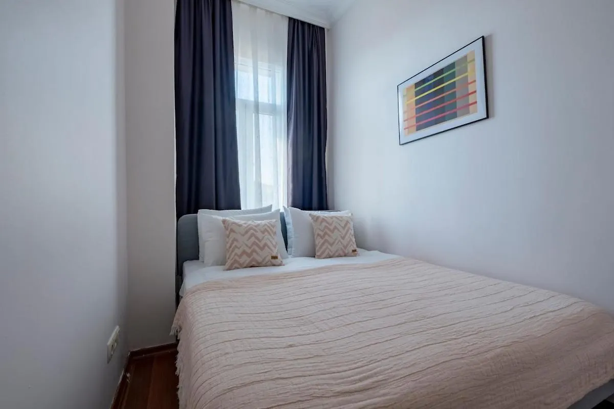 High-Ceiling 3-Bedroom Apartment Istanbul Turkey