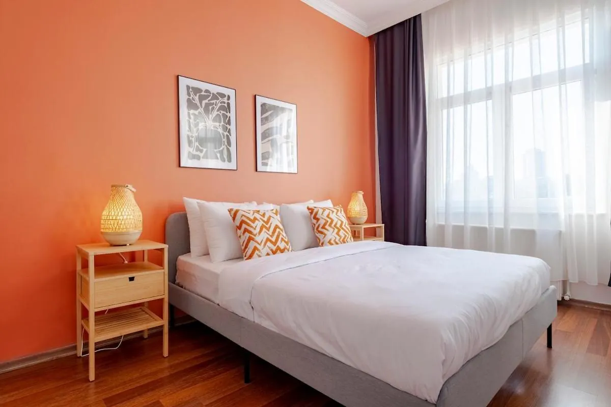 High-Ceiling 3-Bedroom Apartment Istanbul