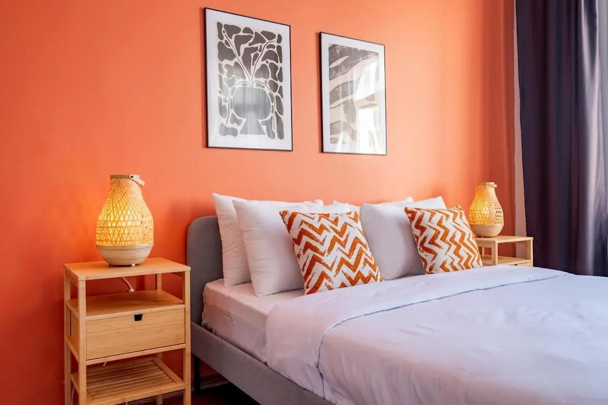 High-Ceiling 3-Bedroom Apartment Istanbul